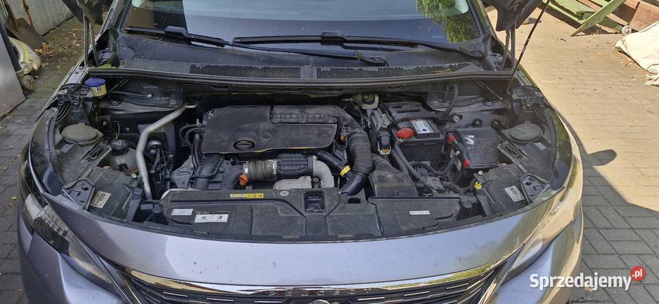 PEUGEOT 5008 16 BLUEHDI 130 Międzybórz