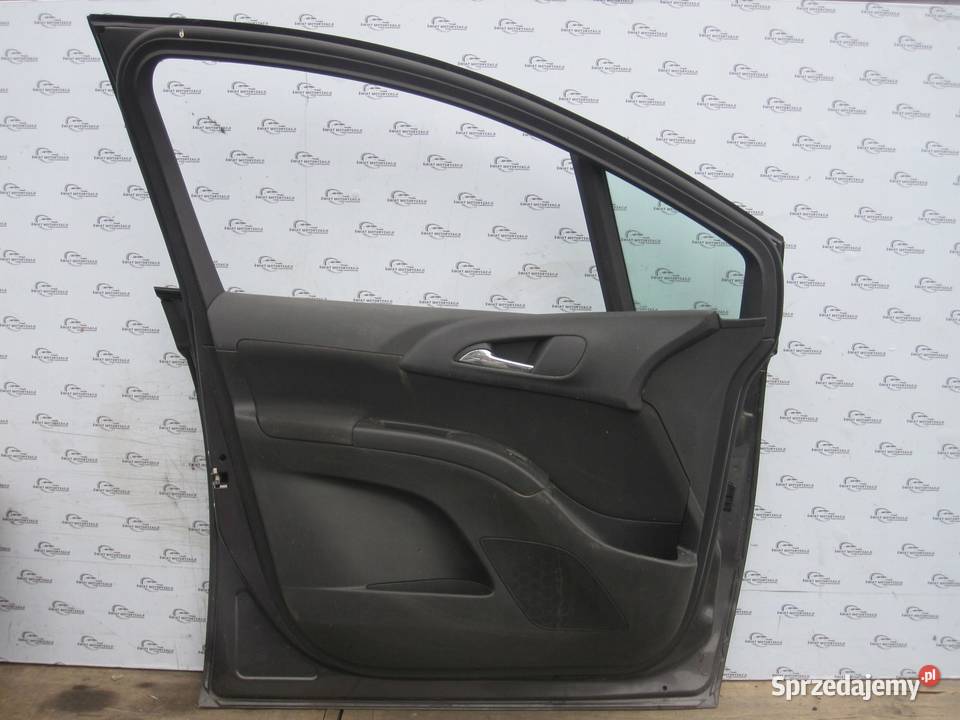 OPEL MERIVA B 10r drzwi lewe przód