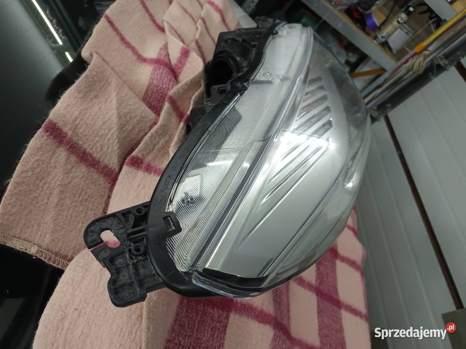 Ford Kuga mk2 reflektor przód prawy H7 soczewka osobowe Nowa Wieś