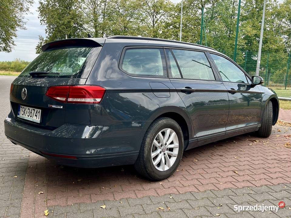 VW Passat B8 variant stan krajowy pełna historia światła LED Passat Skrzeszew sprzedam