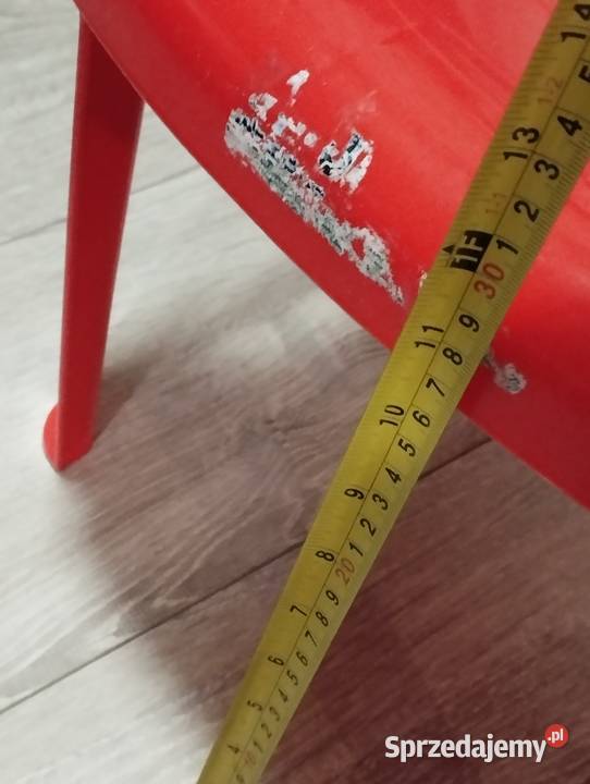 krzesełko czerwone małe dziecięce plastikowe Poznań sprzedam