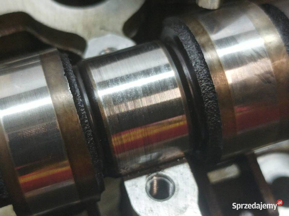 GŁOWICA KOMPLETNA 20 D4D Toyota Avensis II sprzedam