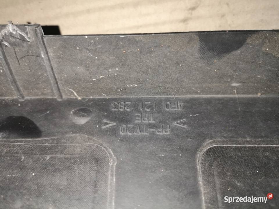 KIEROWNICA POWIETRZA LEWA AUDI A6 C6 4F0121283 Przystajń sprzedam