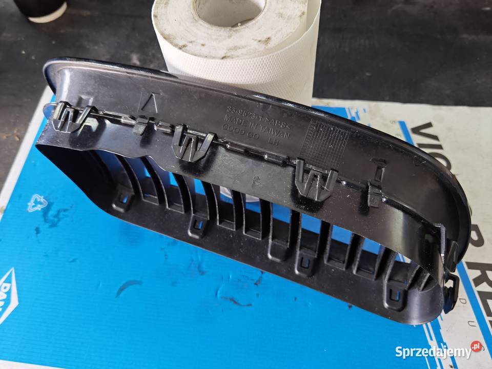 Grill nerki do BMW F10 czarny połysk zamiennik kujawsko-pomorskie Osięciny
