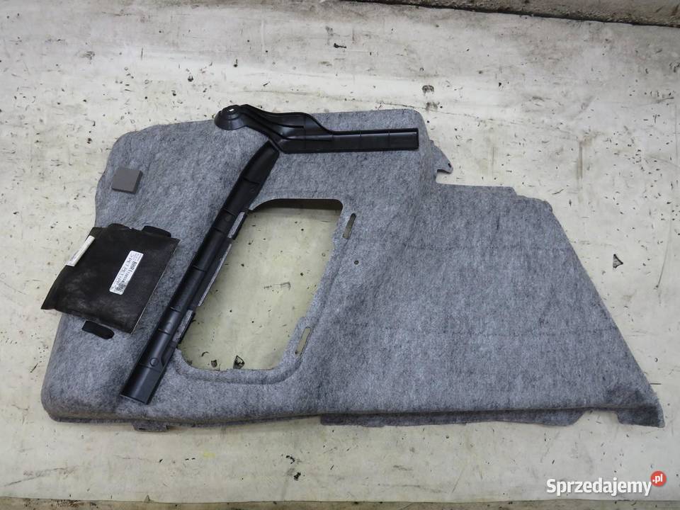 BOCZEK BAGAŻNIKA PRAWY TYŁ MAZDA 3 BM SEDAN 13