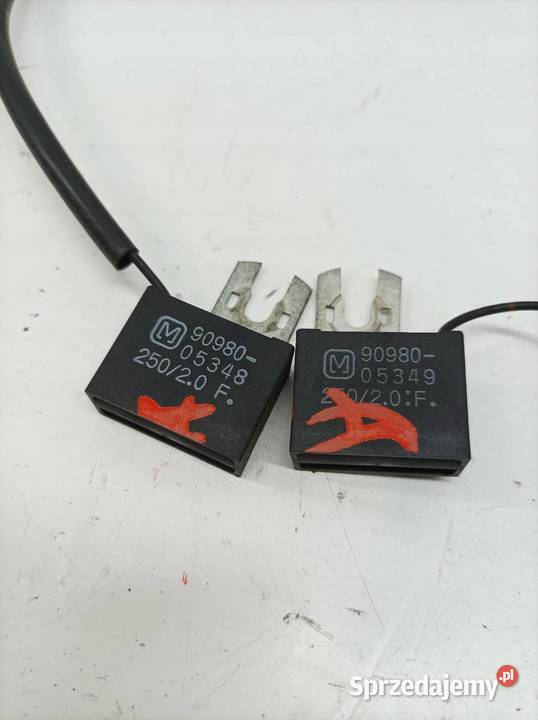 CZUJNIK SENSOR KONDENSATOR KPL 2 9098005349 osobowe