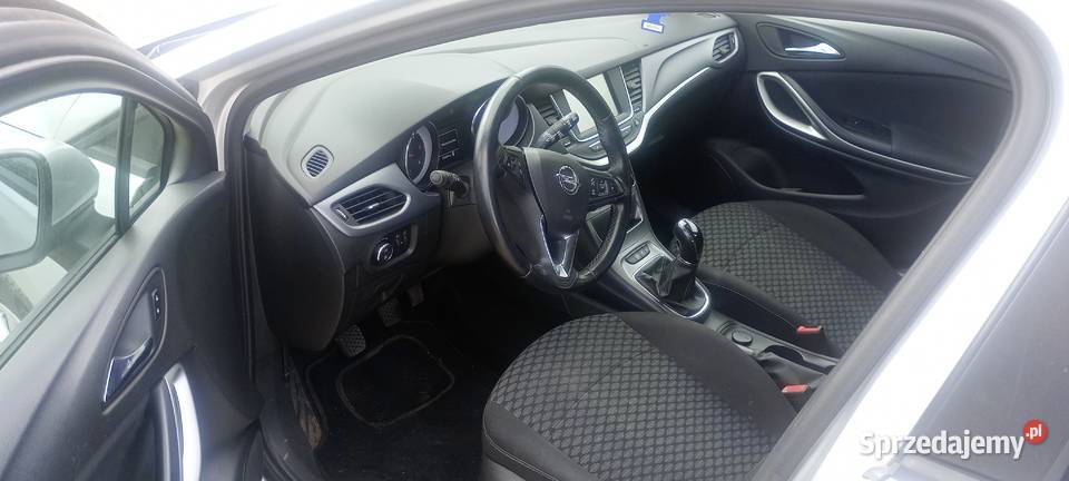 Opel Astra Opel Astra 16 CTDI Sports Tourer 136 Szczecin