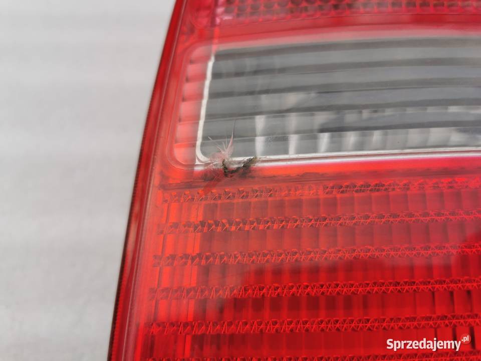 Lampa Prawy Tył Tylna Prawa Audi A4 B5 Avant lampy tylne Wyszków sprzedam