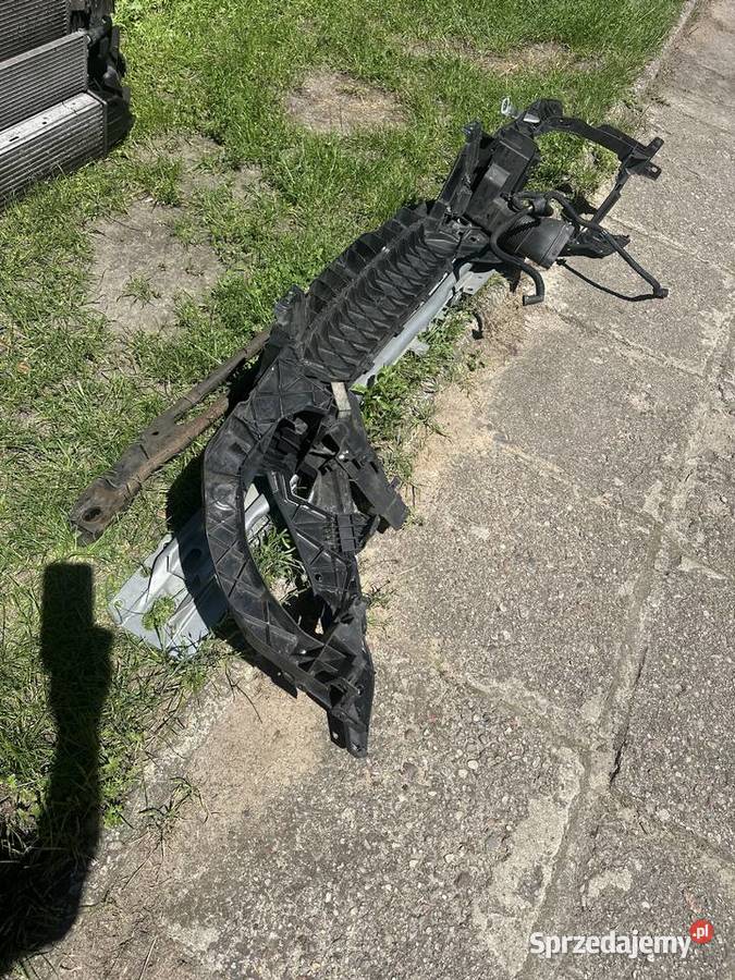 Pas z chłodnicami Volvo S60 V60 D6 plug in z Konstancin-Jeziorna