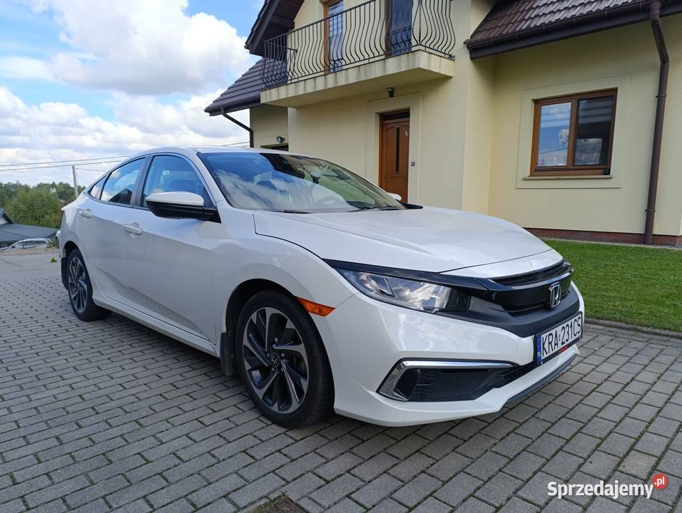 Sprzedam Hondę Civic x Rok produkcji 2021 Łapanów