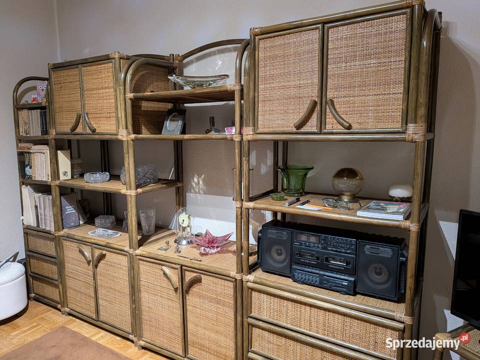 Sprzedam rattanową meblościankę Piękny mebel w