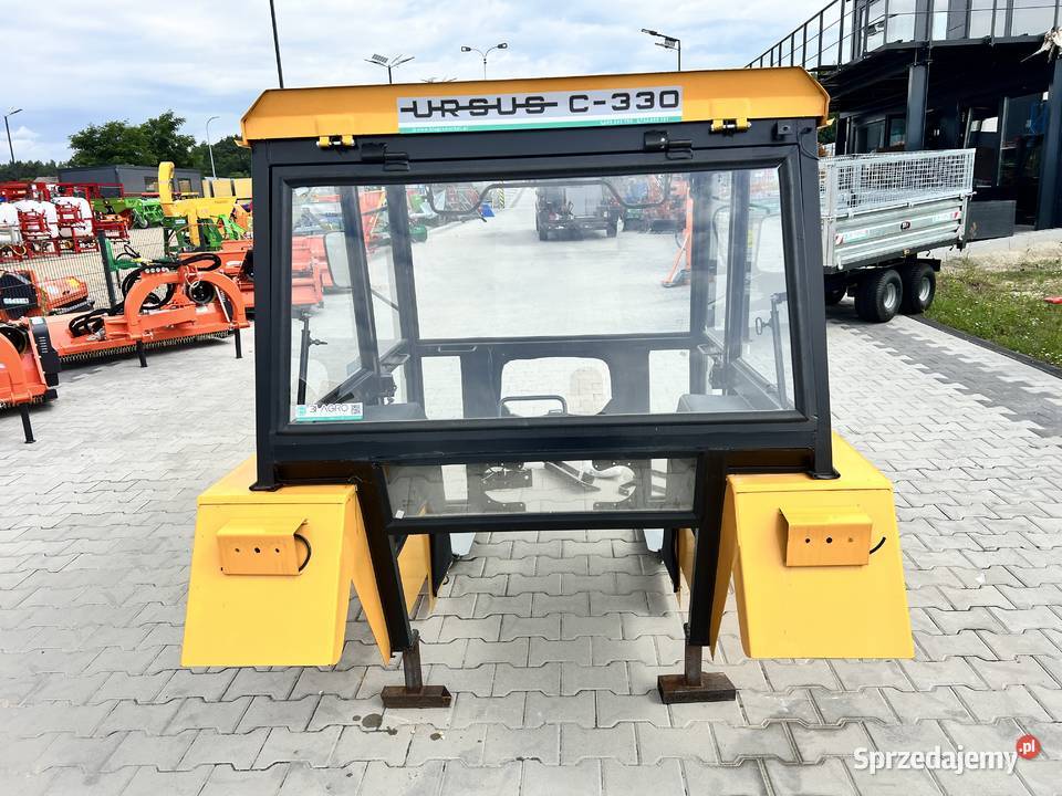 Kabina ciągnikowa kabina Ursus C330 C360 MF235 Kabina i karoseria Płock sprzedam