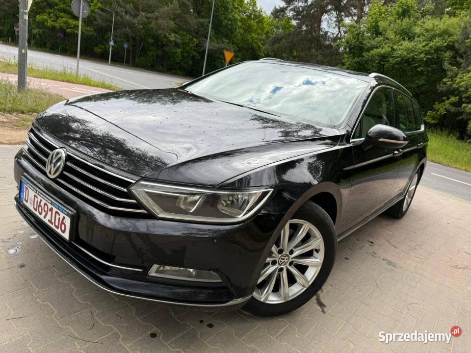 Volkswagen Passat 150 Highline Navi Panorama wspomaganie kierownicy Passat Samochody osobowe Przeźmierowo