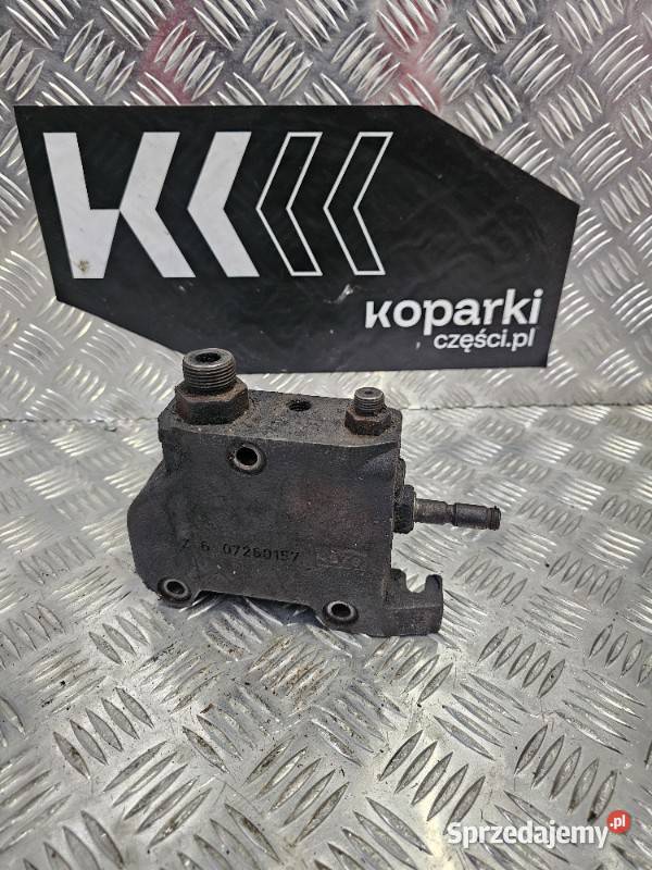 Płyta końcowa rozdzielacza Holland Case Fiat sprzedam