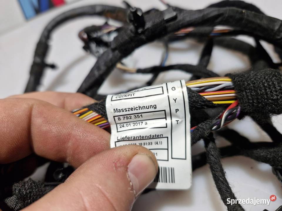 BMW X1 F48 F39 WIĄZKA INSTALACJA DESKI