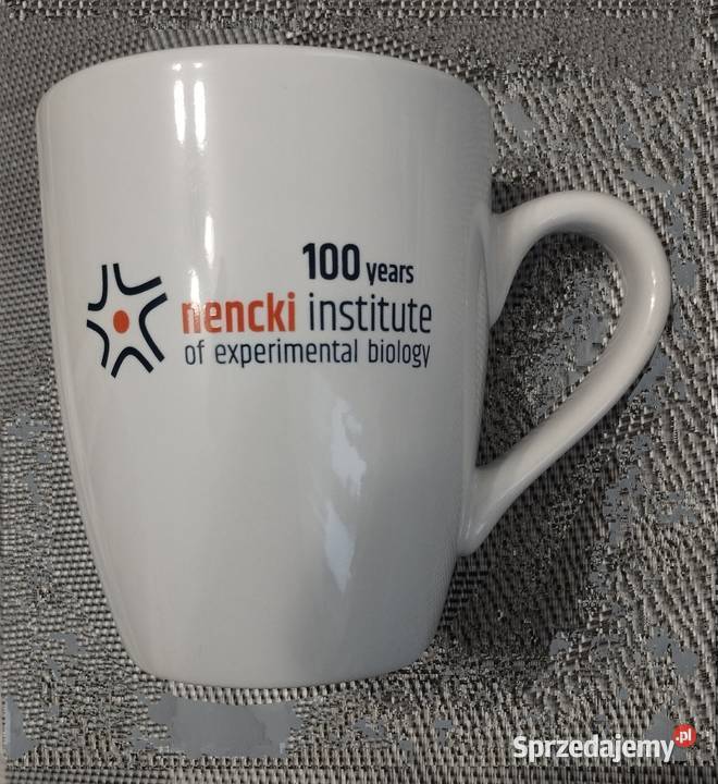 Kubek Instytut BDośw Nenckiego PAN biały z Porcelana i szkło Warszawa