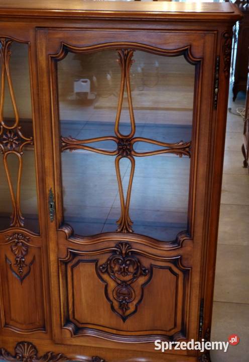 Piękna biblioteka ludwikowska orzechsklep Dąbrowa Górnicza