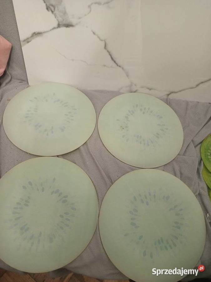 Piękny kolekcjonerski zestaw zielonych talerzy Talerze i talerzyki