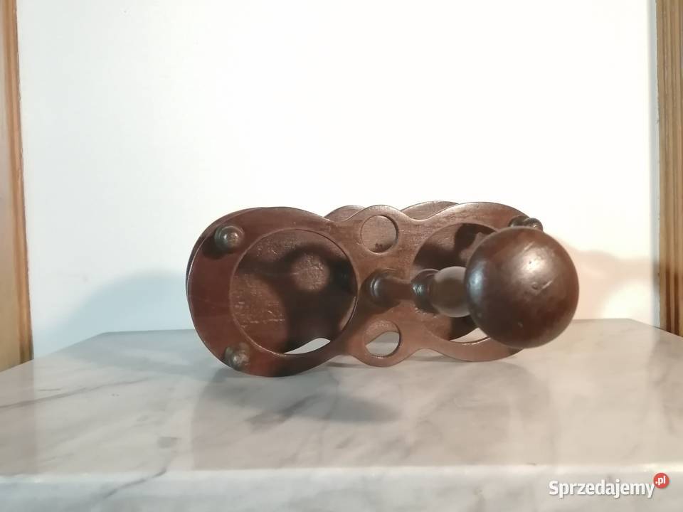 Antyczny drewniany koszyczek stołowy na oliwę i Kraków sprzedam