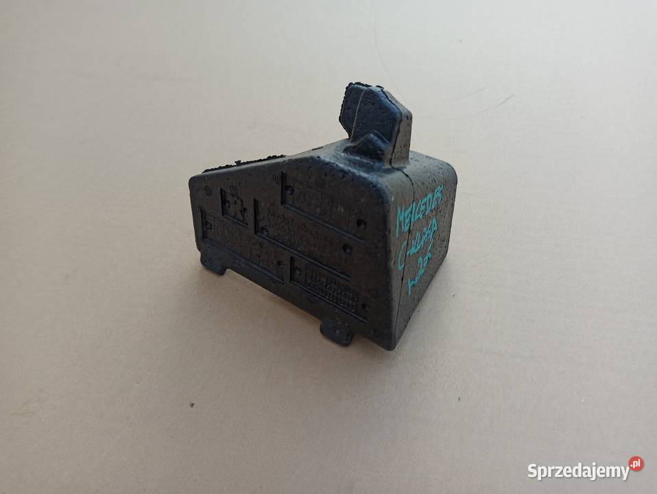 MERCEDES CKLASA W205 ABSORBER DRZWI PRAWY TYŁ Karoseria Trzciel sprzedam