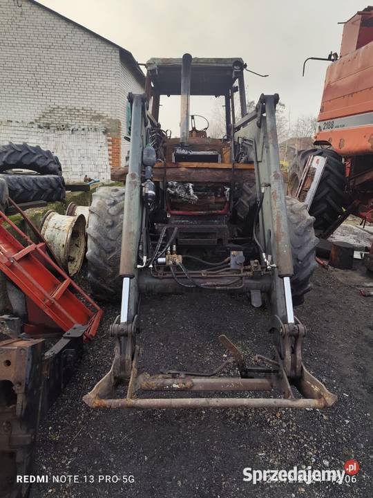 Tur ładowacz czołowy Agram case 4 cylindry seria Ktery