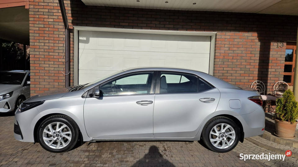 Toyota Corolla 16 132 GAZ COMFORT Salon I Aleksandrów Łódzki sprzedam