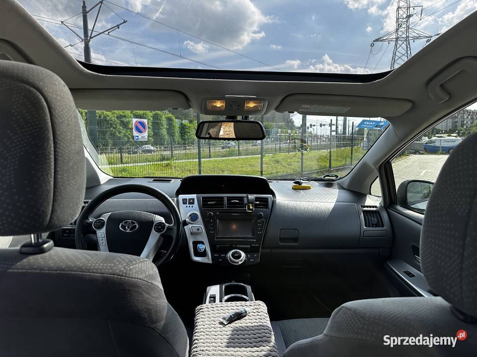 Toyota Prius Plus 18 Hybrid 2013 218 000 nieuszkodzony Kraków sprzedam