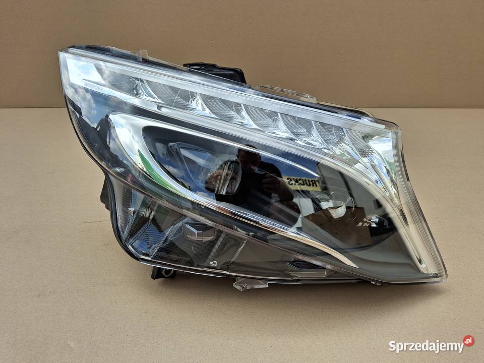 VITO VKLASA W447 REFLEKTOR FULL LED ILS NOWY lubuskie Bieleń