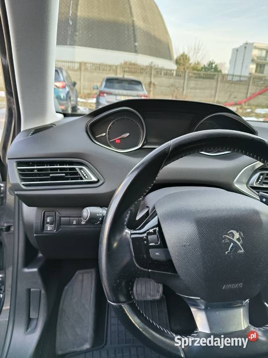 Peugeot 308 Rumia