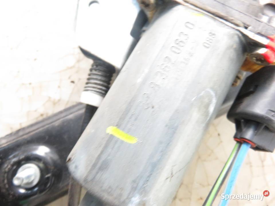 PODNOŚNIK SZYBY LEWY PRZEDNI BMW E46