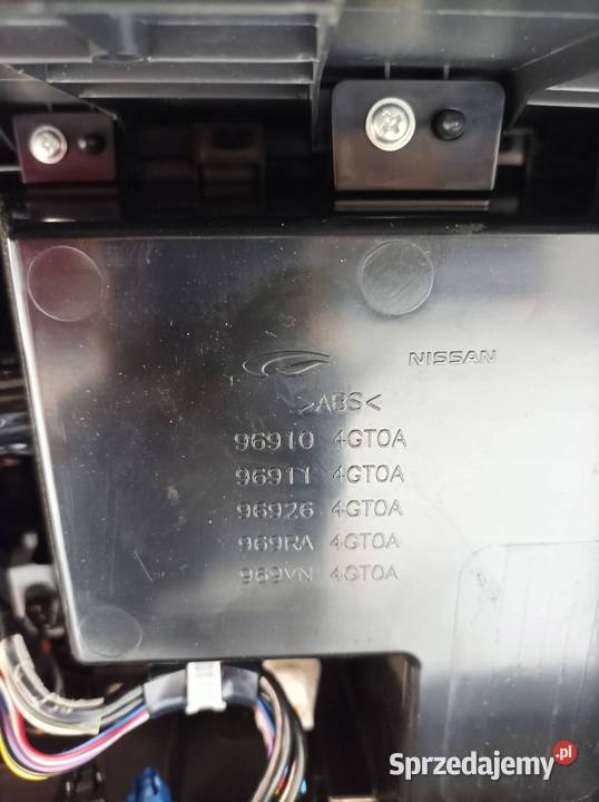 TUNEL ŚRODKOWY PODŁOKIETNIK SKÓRA Infiniti Q50 I Rok produkcji 2017