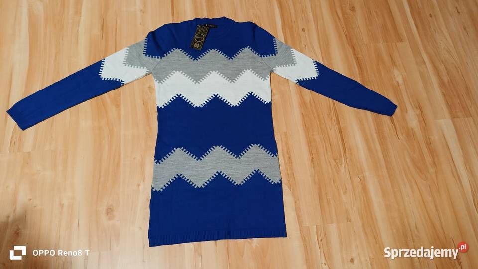 Sukienka sweterkowa Trzcińsko-Zdrój