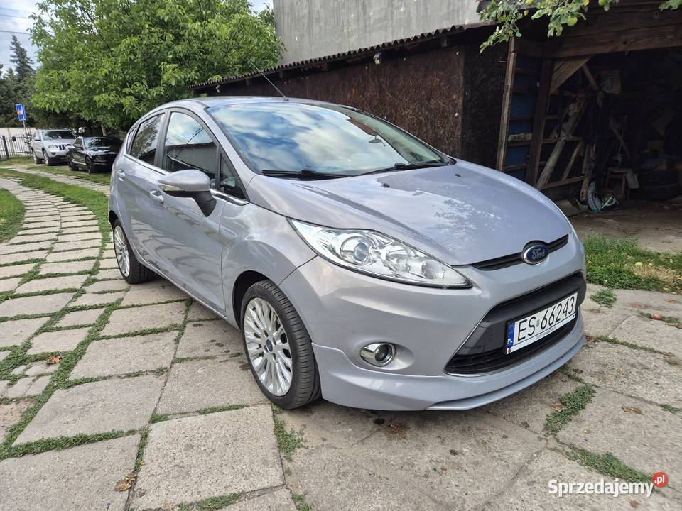Ford Fiesta Titanium 125 benzyna Nowy rozrząd sprowadzony Skierniewice