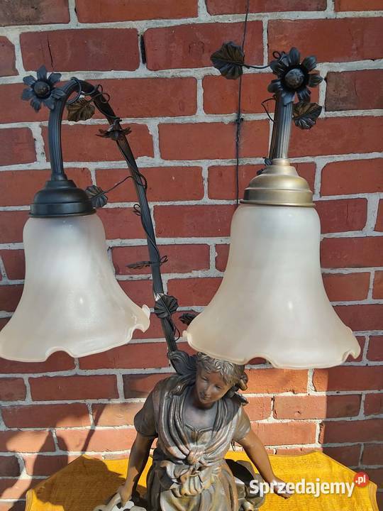 Lampa monumentalna w stylu secesyjnym Art