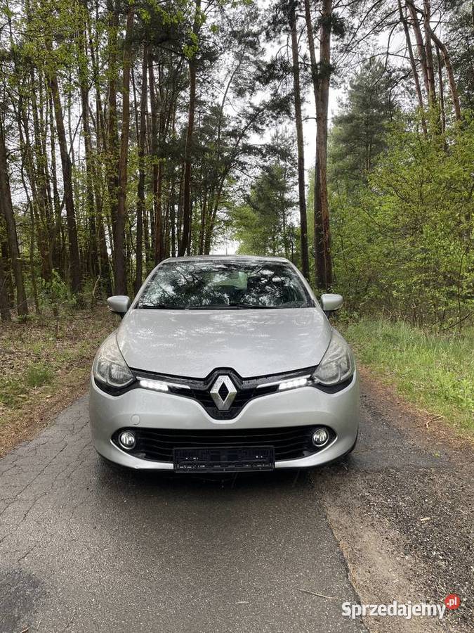 Renault clio 15 15 90 koni kamera klimatronik Clio