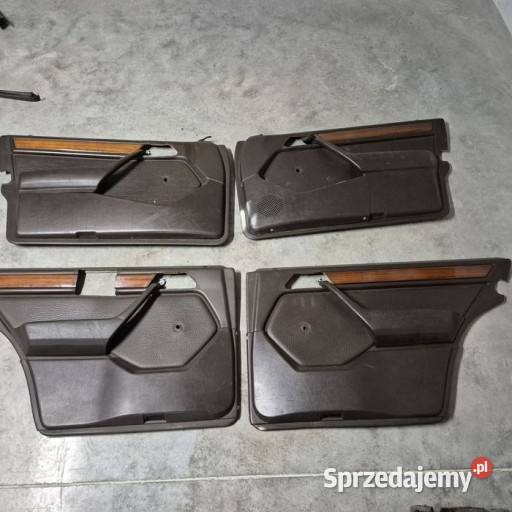 Mercedes 124 w124 sedan boczki drzwi 4 sztuki mb Koszalin