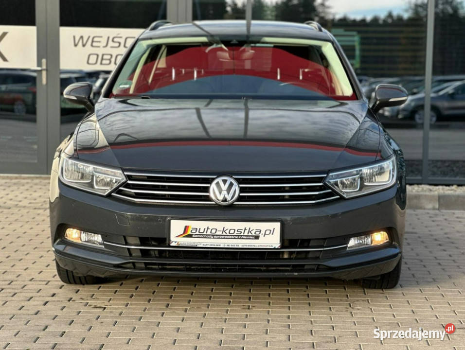 Volkswagen Passat 2KplKół Navi AktTemp Grzane czujnik martwego pola Volkswagen Kąty Opolskie