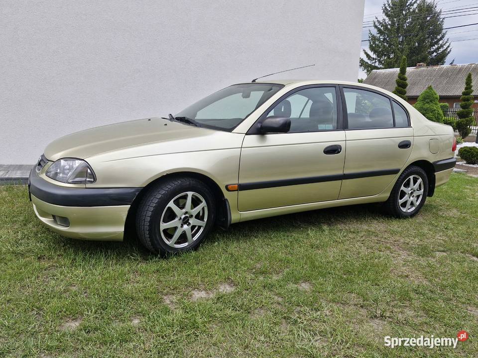 Na sprzedaż Toyota Avensis 16 2002 110KM