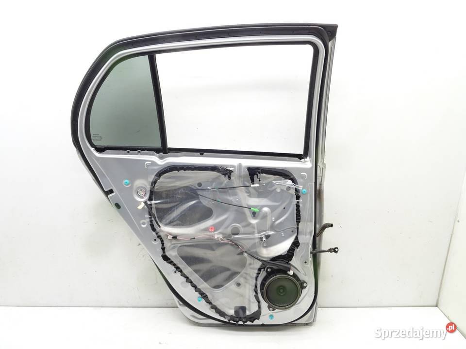 DRZWI TYŁ LEWE TOYOTA YARIS III Hatchback