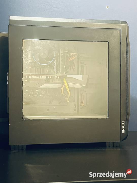 Komputer gamingowy monitor 180200hz Klasy Core i5 Piła