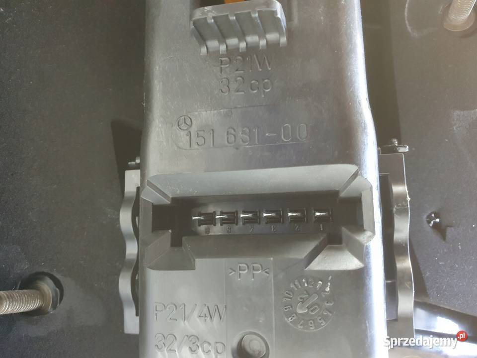 Mercedes W203 Coupe CL203 0008r TYLNIA LAMPA Lampy tylne