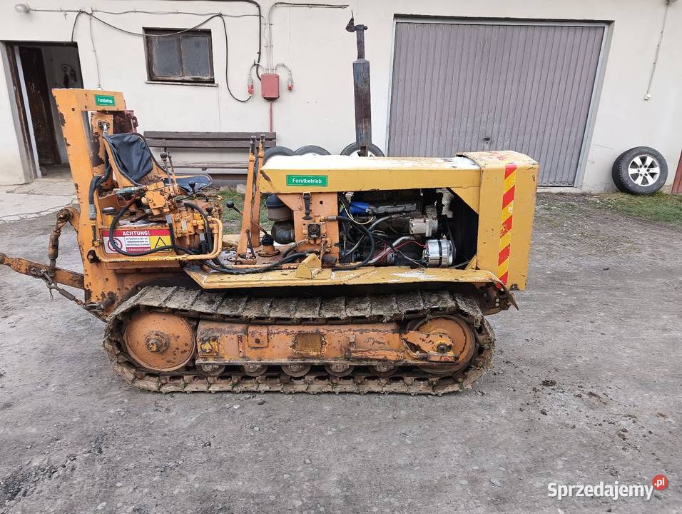 Sprzedam traktor gąsienicowy Massey Ferguson Massey Ferguson Markuszowa