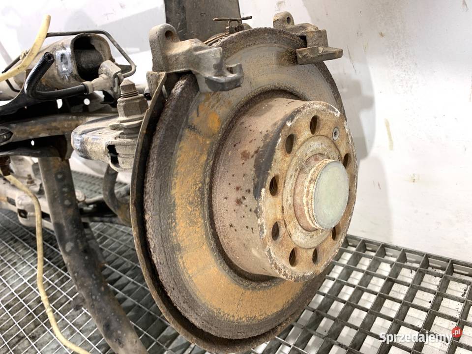 BELKA TYŁ VW GOLF VII Hatchback TYLNA sprzedam