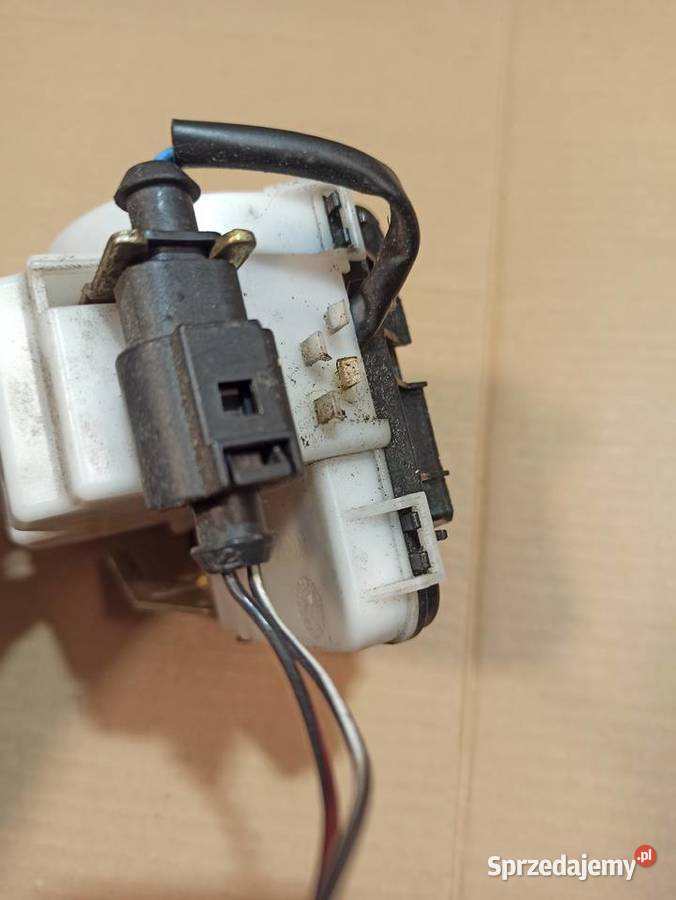 Seat Ibiza 2001r 3d Zamek Prawy 6K3837016D Karoseria Bolesławiec