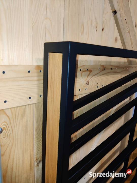 Regał wiszący na wino rękodzieło Loft 12 win Rękodzieło Świętochłowice