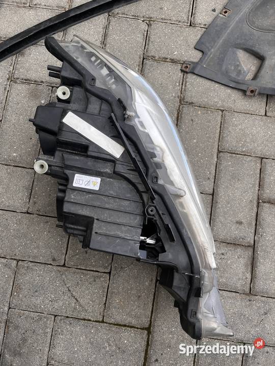Bmw f30 przedlift 2014 lampa lewa przód led lewe Grońsko