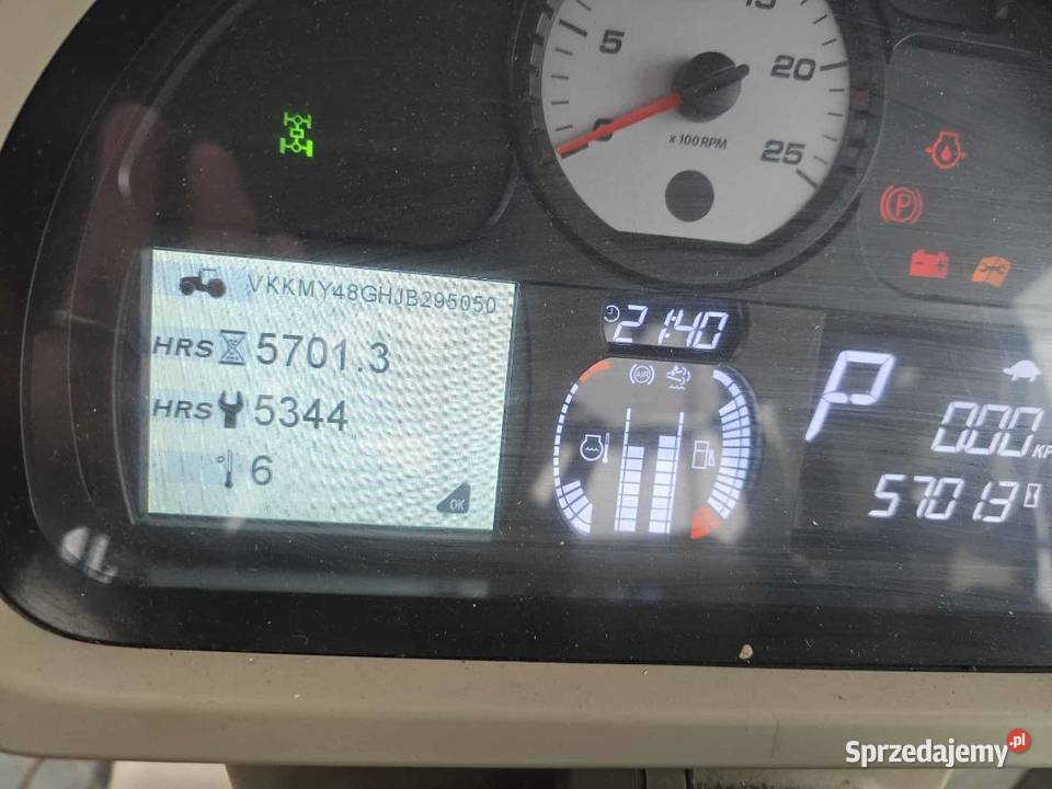 Massey Ferguson 8737s Sokoły