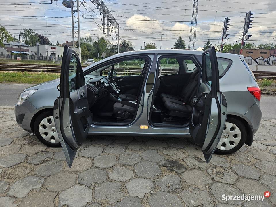 Opel Meriva 14 100 klima VAT marża Warszawa