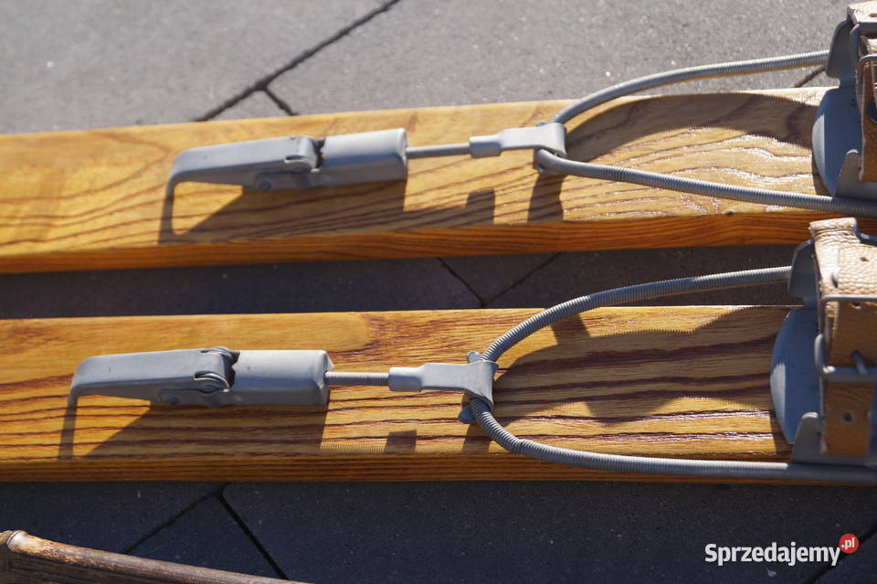 Stare narty jesionowe 150 kijki w komplecie Pruchnik