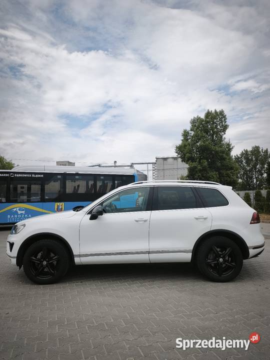 VW Touareg lift 30d salon Polska 4x4 hak zamiana Ząbkowice Śląskie